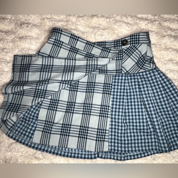 Urban Outfitters Shirt M - Picture 3 of 6